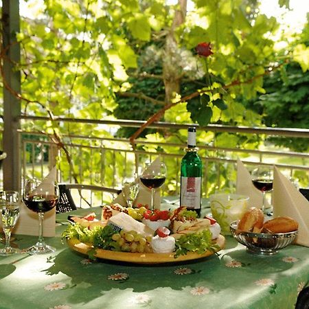 Eichenhof Hotel Gbr Eislingen Ngoại thất bức ảnh